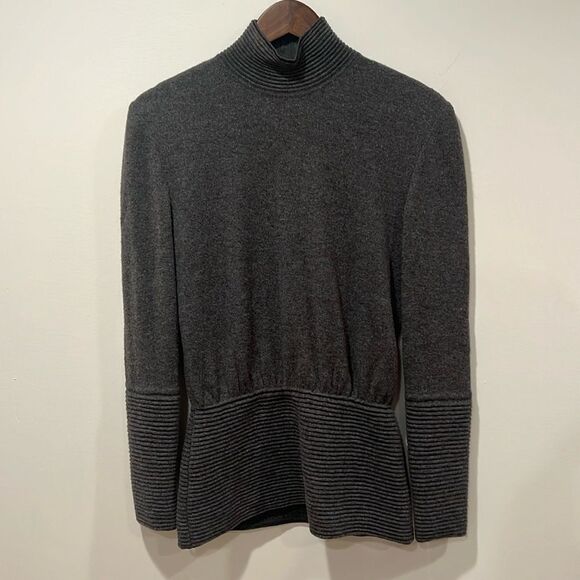 Valentino Vintage Sweater - Size Small - Picture 1 of 7